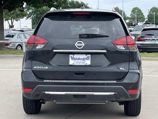 Magnetic Black 2017 Nissan Rogue SL