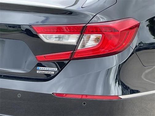 2022 Honda Accord Hybrid Touring