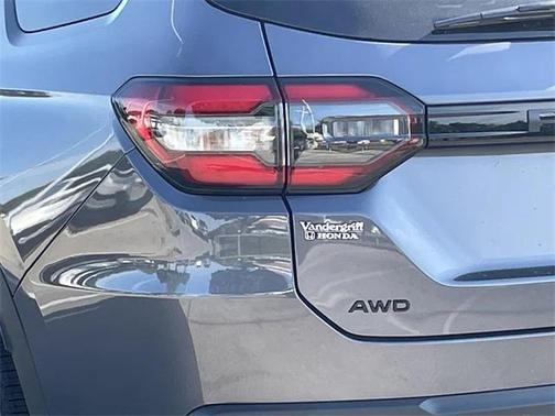 2025 Honda Pilot Touring 8-Passenger