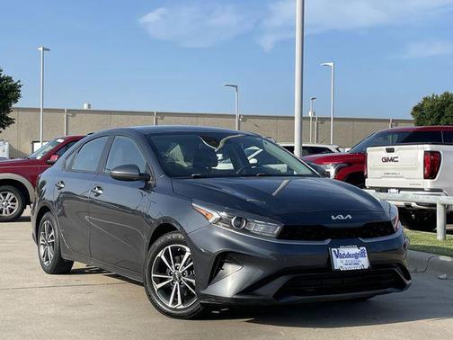Gravity Gray 2023 Kia Forte LXS