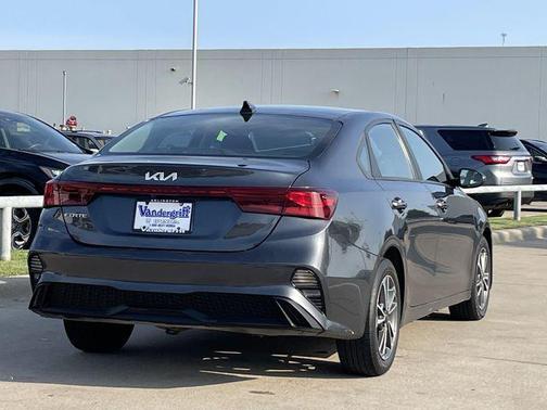 Gravity Gray 2023 Kia Forte LXS
