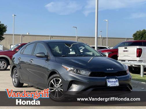 Gravity Gray 2023 Kia Forte LXS