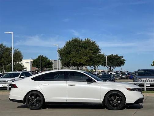 2023 Honda Accord Hybrid Base