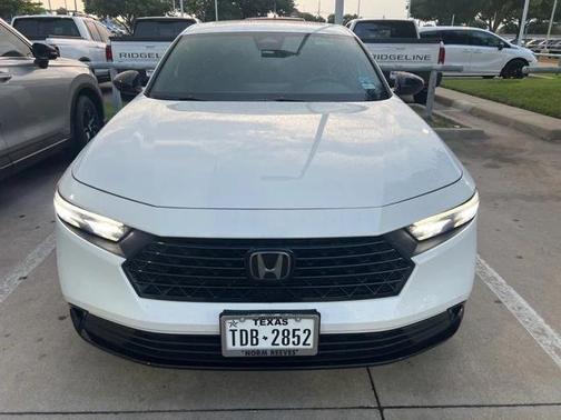 2023 Honda Accord Hybrid Base