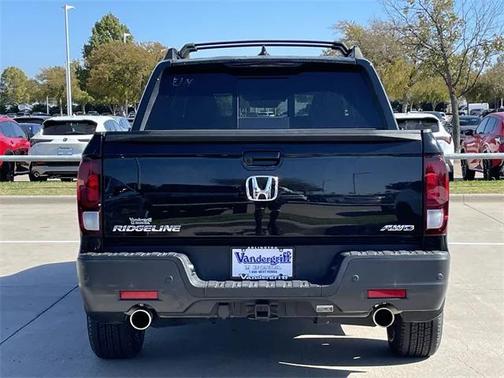 2022 Honda Ridgeline Black
