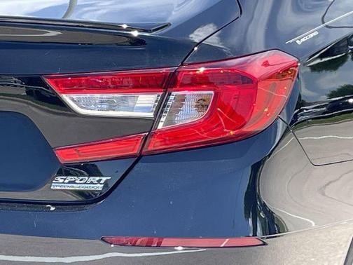 Crystal Black Pearl 2021 Honda Accord Sport SE 1.5T