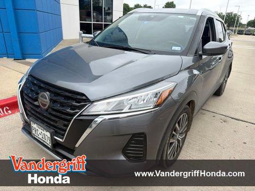 Gun Metallic 2021 Nissan Kicks SV