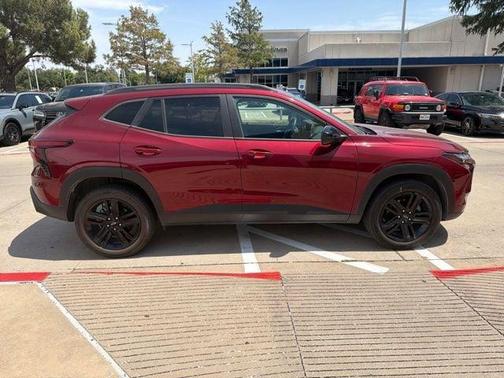 Crimson Metallic 2024 Chevrolet Trax FWD ACTIV