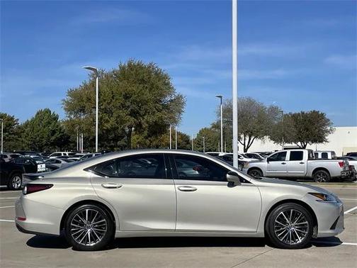 2024 Lexus ES 350 Base