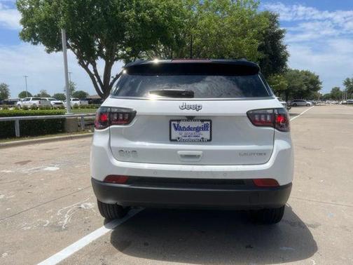 Bright White Clearcoat 2025 Jeep Compass Limited