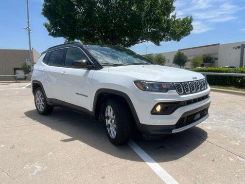 Bright White Clearcoat 2025 Jeep Compass Limited
