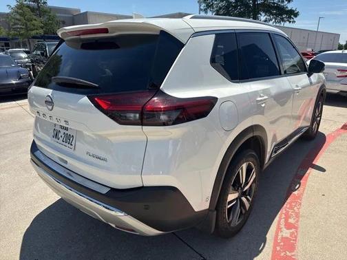 2023 Nissan Rogue Platinum