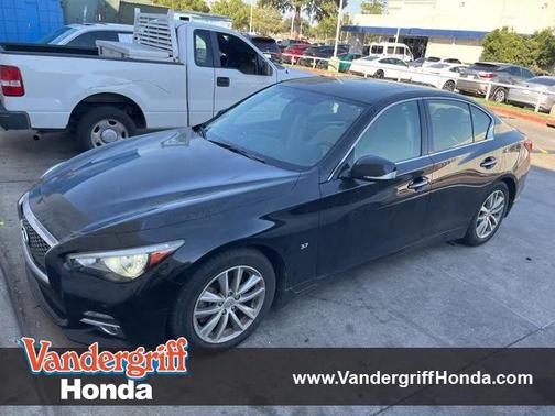 2015 INFINITI Q50 Premium