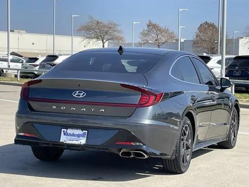 2023 Hyundai SONATA SEL