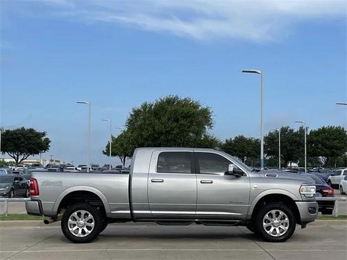 2020 RAM 2500 Laramie Mega Cab 4X4 6'4' Box
