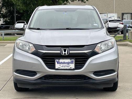 Crystal Black Pearl 2017 Honda HR-V LX