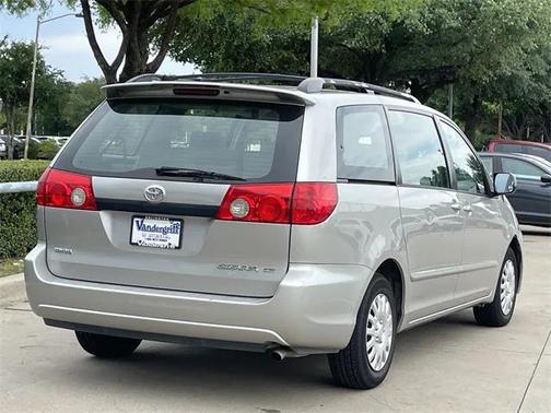 2008 Toyota Sienna LE