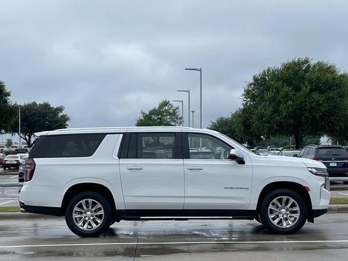 Summit White 2023 Chevrolet Suburban Premier