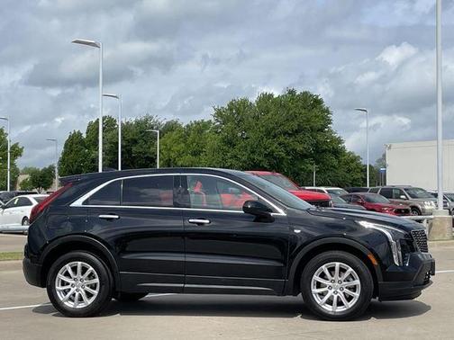 Stellar Black 2021 Cadillac XT4 Luxury