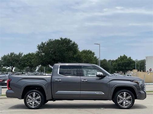 2023 Toyota Tundra Hybrid Capstone
