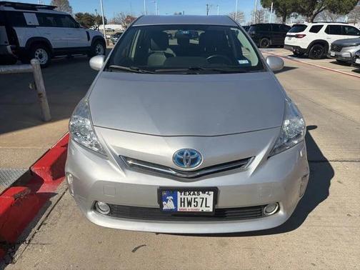 2013 Toyota Prius v Five