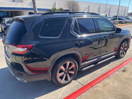 2023 Honda Pilot AWD Elite
