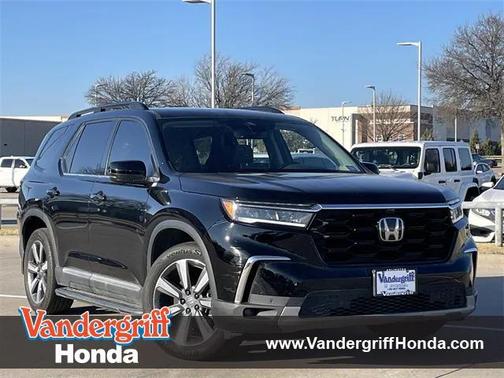 2023 Honda Pilot AWD Elite