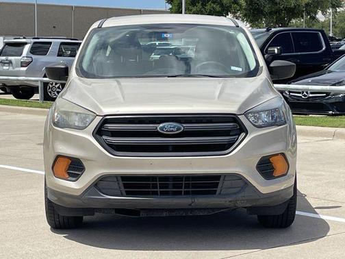 White Gold 2018 Ford Escape S