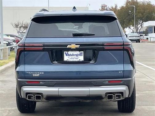 2024 Chevrolet Traverse LT
