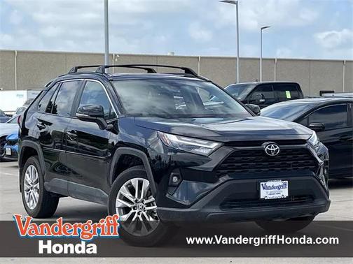 2025 Toyota RAV4 XLE Premium