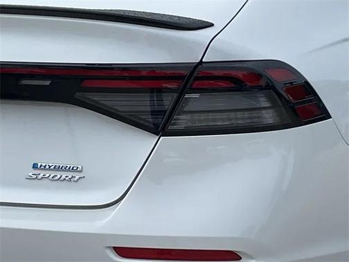 2024 Honda Accord Hybrid Base