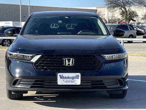 2025 Honda Accord LX 1.5T