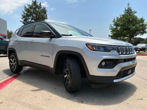 Silver Zynith Metallic Clearcoat 2025 Jeep Compass Limited