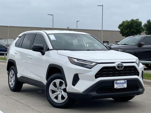 Ice 2025 Toyota RAV4 LE