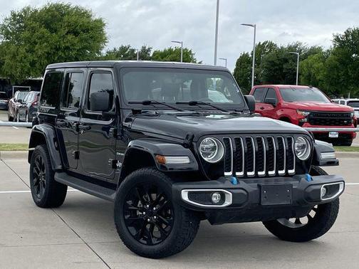 Black Clearcoat 2022 Jeep Wrangler Unlimited 4xe Sahara