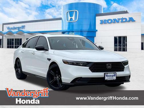 Platinum White Pearl 2025 Honda Accord Hybrid Sport-L