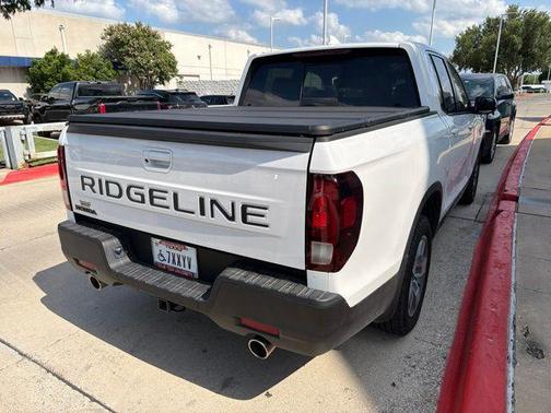 Platinum White Pearl 2025 Honda Ridgeline RTL
