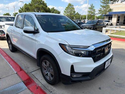 Platinum White Pearl 2025 Honda Ridgeline RTL