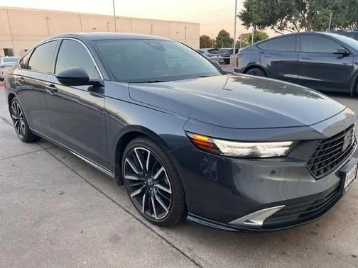 2023 Honda Accord Hybrid Touring
