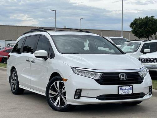 Platinum White Pearl 2023 Honda Odyssey Touring