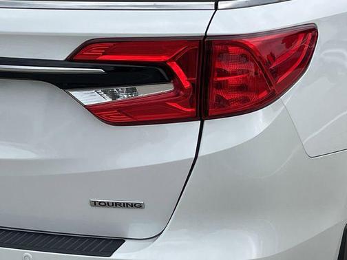 Platinum White Pearl 2023 Honda Odyssey Touring