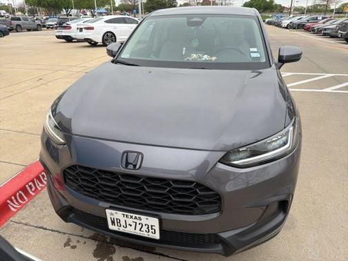 Modern Steel Metallic 2025 Honda HR-V LX