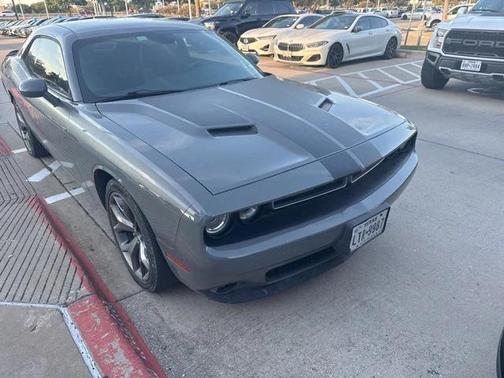 2017 Dodge Challenger SXT