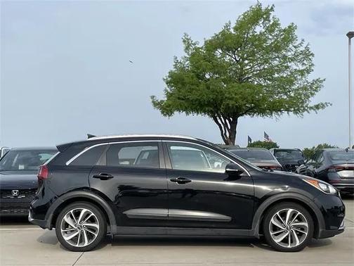 2017 Kia Niro Touring