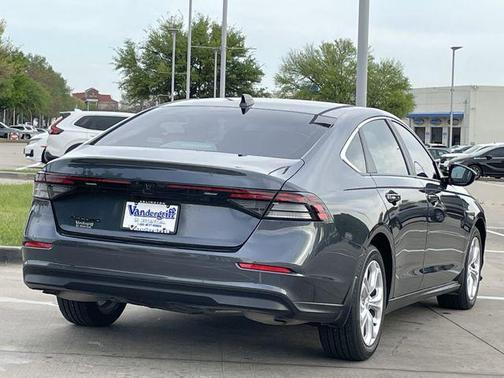 2025 Honda Accord LX 1.5T