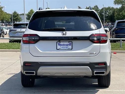 2023 Honda Pilot Touring 8-Passenger