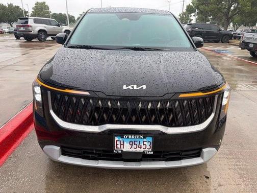 Aurora Black Pearl 2025 Kia Carnival LXS