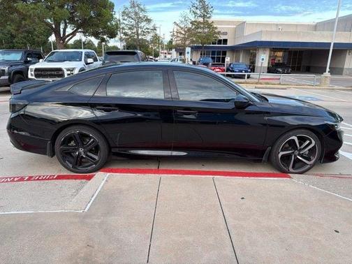 Crystal Black Pearl 2021 Honda Accord Sport 1.5T