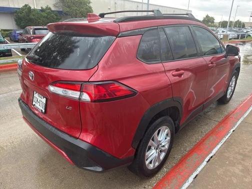 2023 Toyota Corolla Cross LE