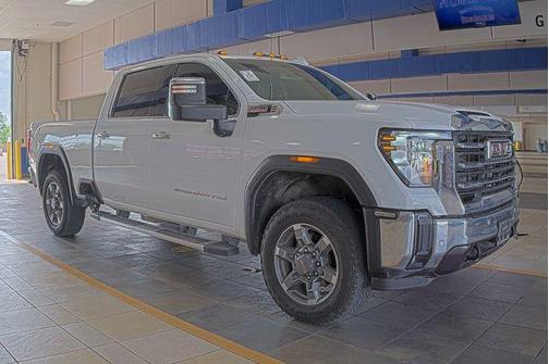 Summit White 2025 GMC Sierra 2500 SLT